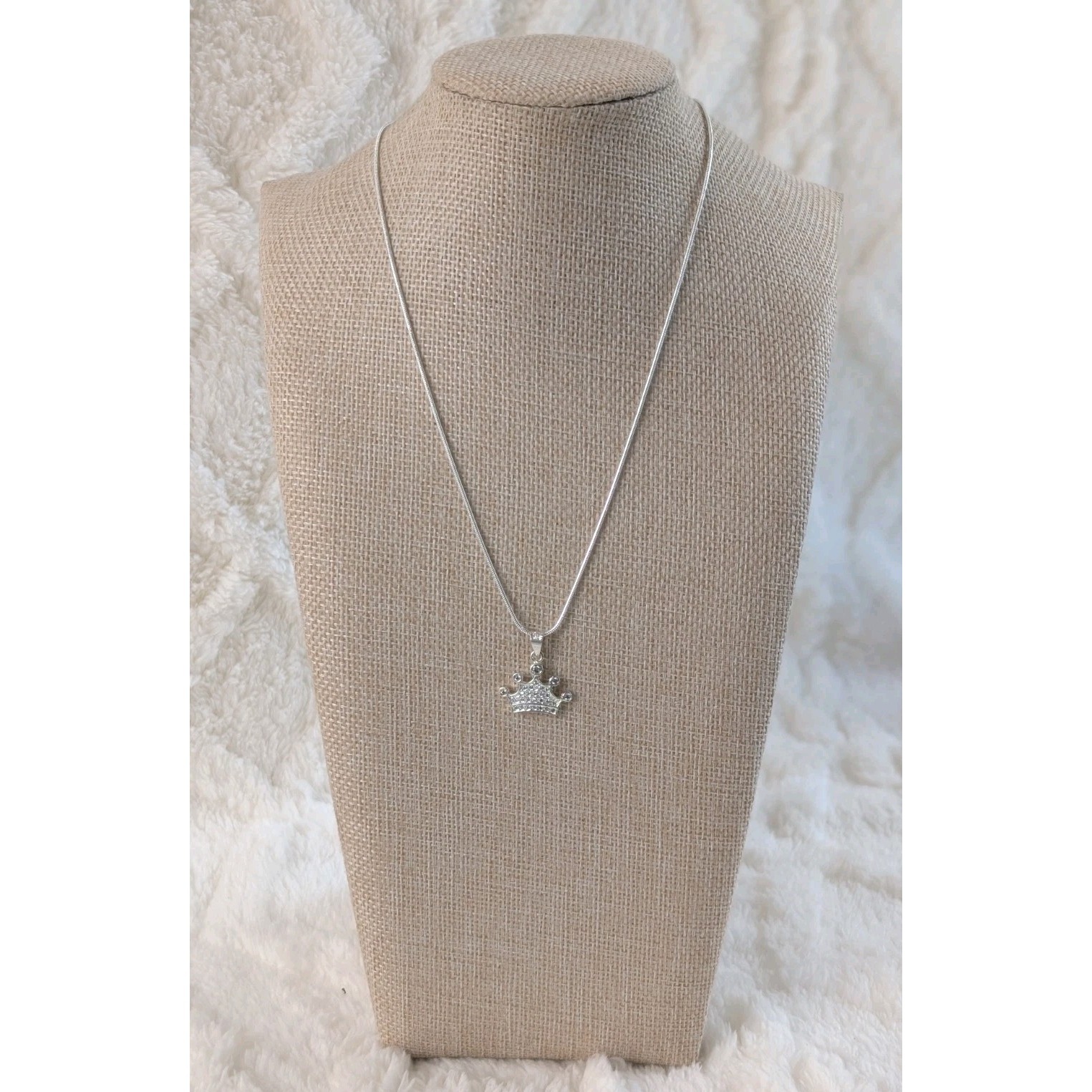 925 Sterling Silver Crown Pendant Necklace Cubic Zirconia Princess 18